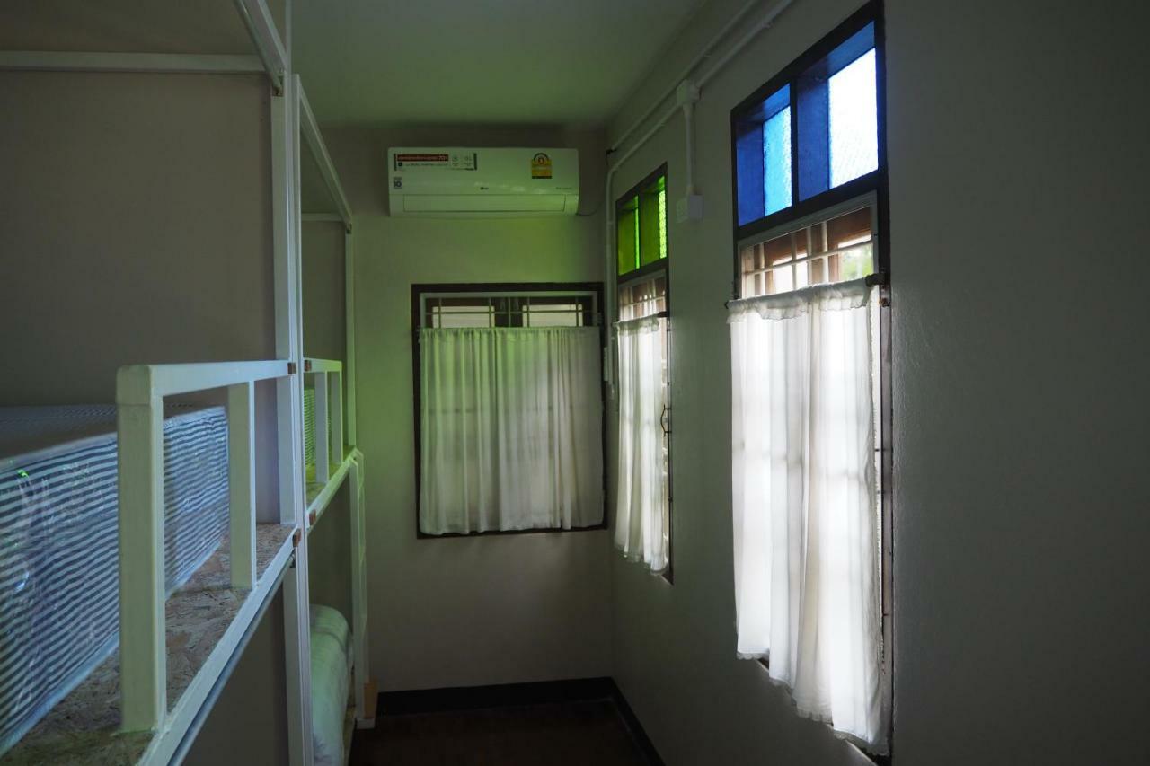 Insight Hostel เชียงใหม่ ภายนอก รูปภาพ