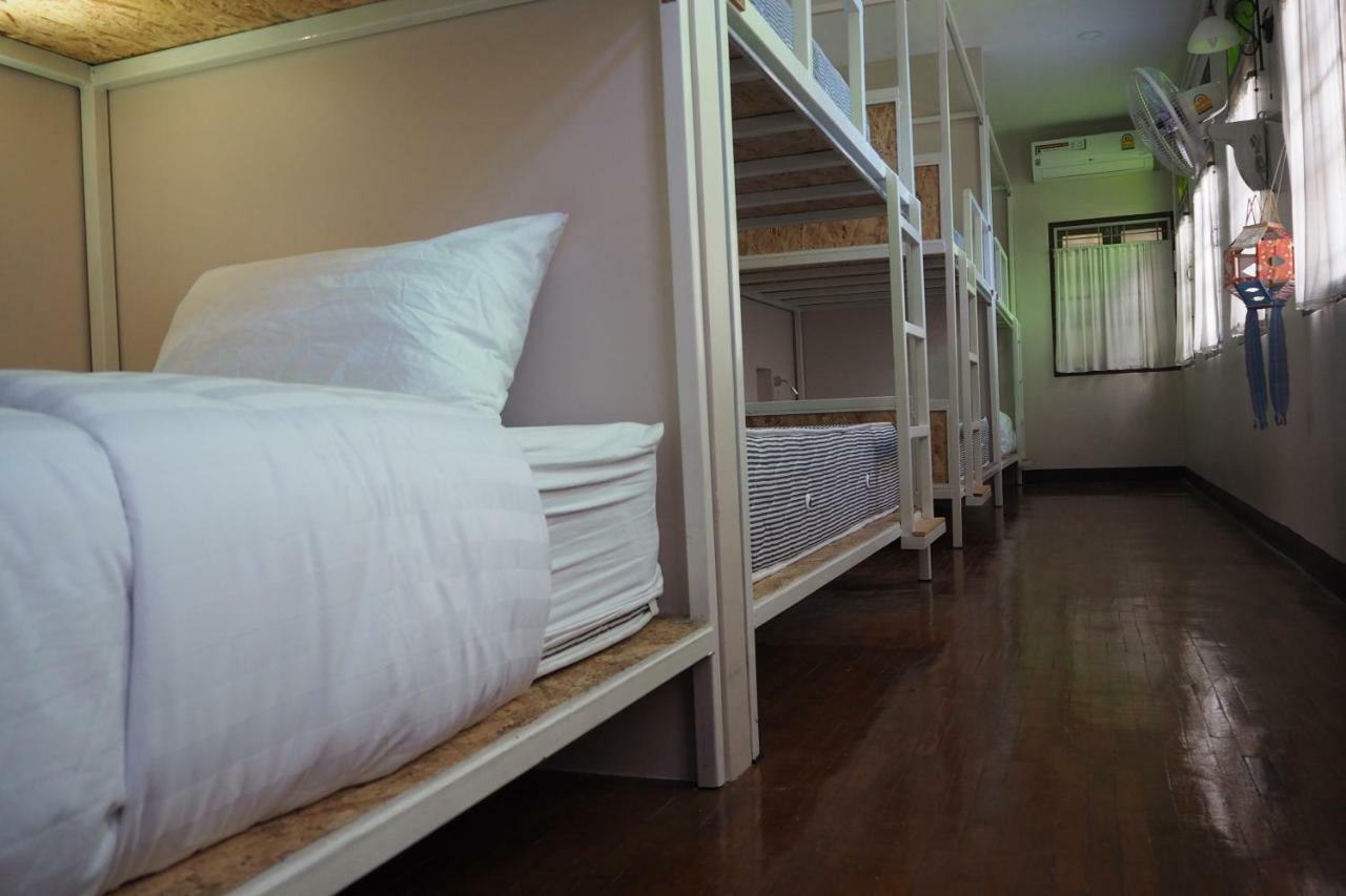 Insight Hostel เชียงใหม่ ภายนอก รูปภาพ