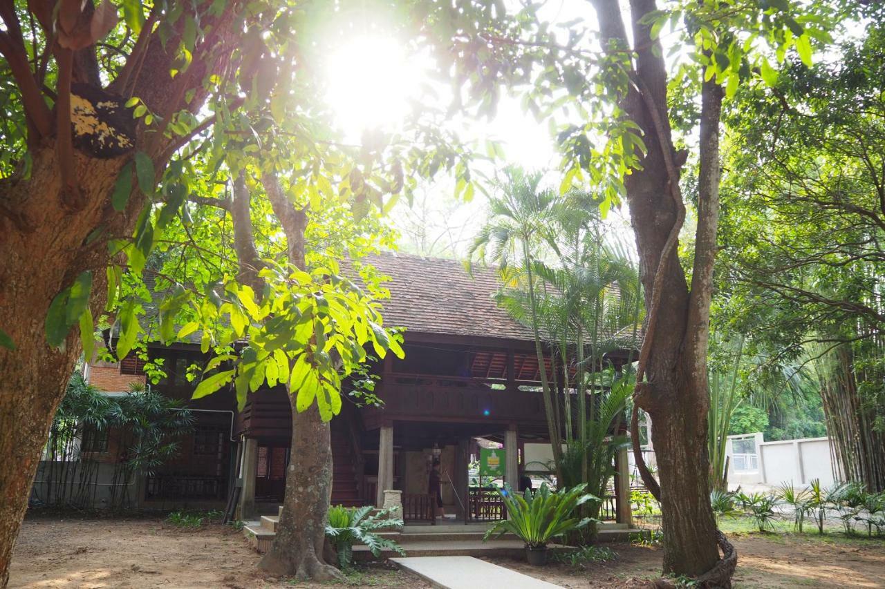 Insight Hostel เชียงใหม่ ภายนอก รูปภาพ