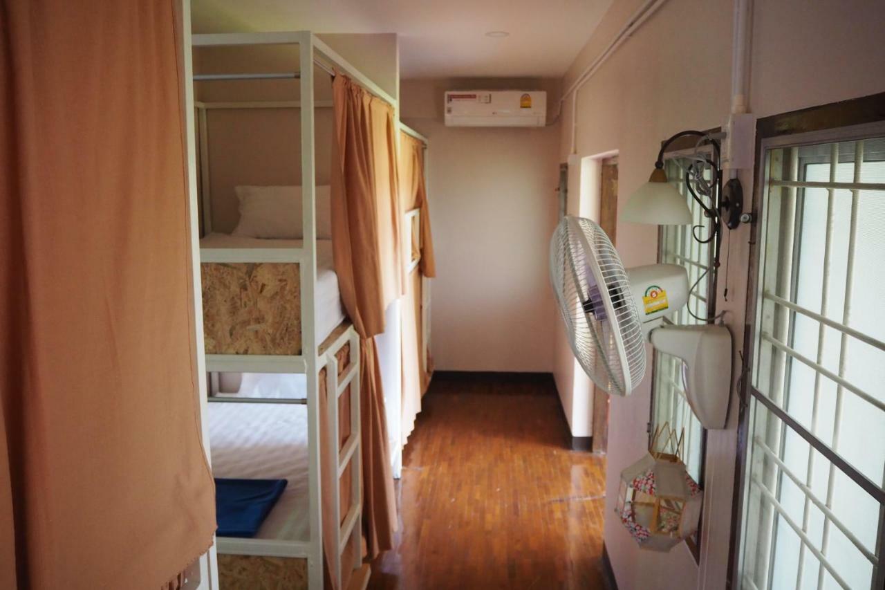 Insight Hostel เชียงใหม่ ภายนอก รูปภาพ