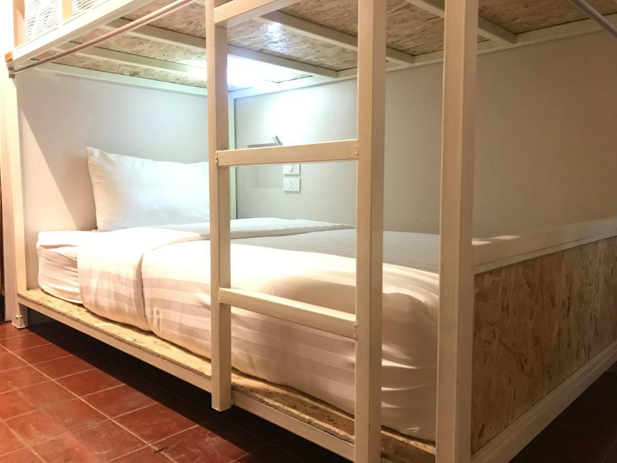 Insight Hostel เชียงใหม่ ภายนอก รูปภาพ