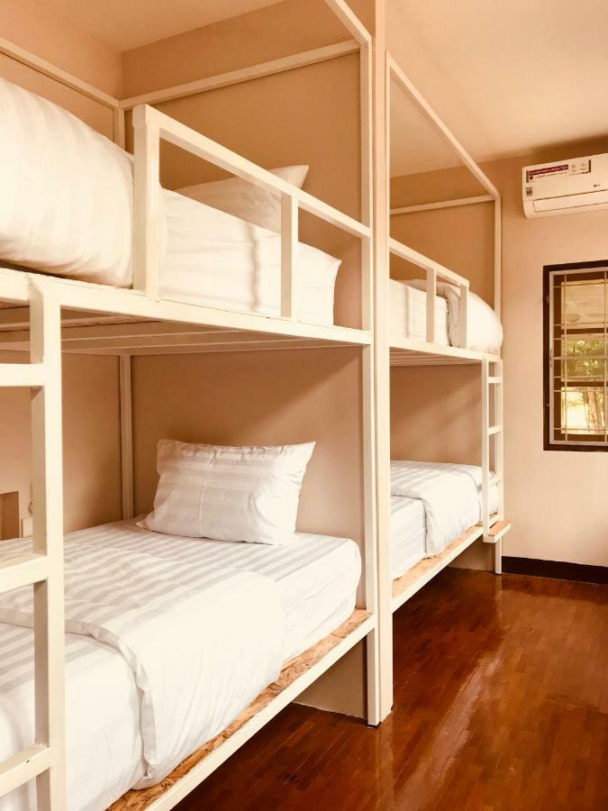 Insight Hostel เชียงใหม่ ภายนอก รูปภาพ